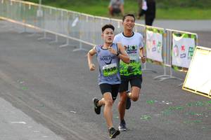 BIB: 630
                            <button type="button" onclick="openModal(3531083)" class="btn btn-primary btn-sm float-right btn-popup" data-toggle="modal" data-target=".modal-high-quality">
                        <i class="fas fa-shopping-cart"></i> Add to Cart
                    </button>
                                            <button type="button" onclick="isThisMe(3531083, true)" class="btn btn-success btn-sm float-right btn-popup btn-isme hidden" data-toggle="tooltip" data-placement="bottom" title="นี่คือรูปของคุณใช่ไหม คลิกที่นี่เพื่อเอาเข้าอัลบั้ม">
                        <i class="fas fa-plus"></i> Add to album
                    </button>
                    <button type="button" onclick="isThisMe(3531083, false)" class="btn btn-warning btn-sm float-right btn-popup btn-isnotme hidden">
                        <i class="fas fa-ban"></i> Remove from album
                    </button>